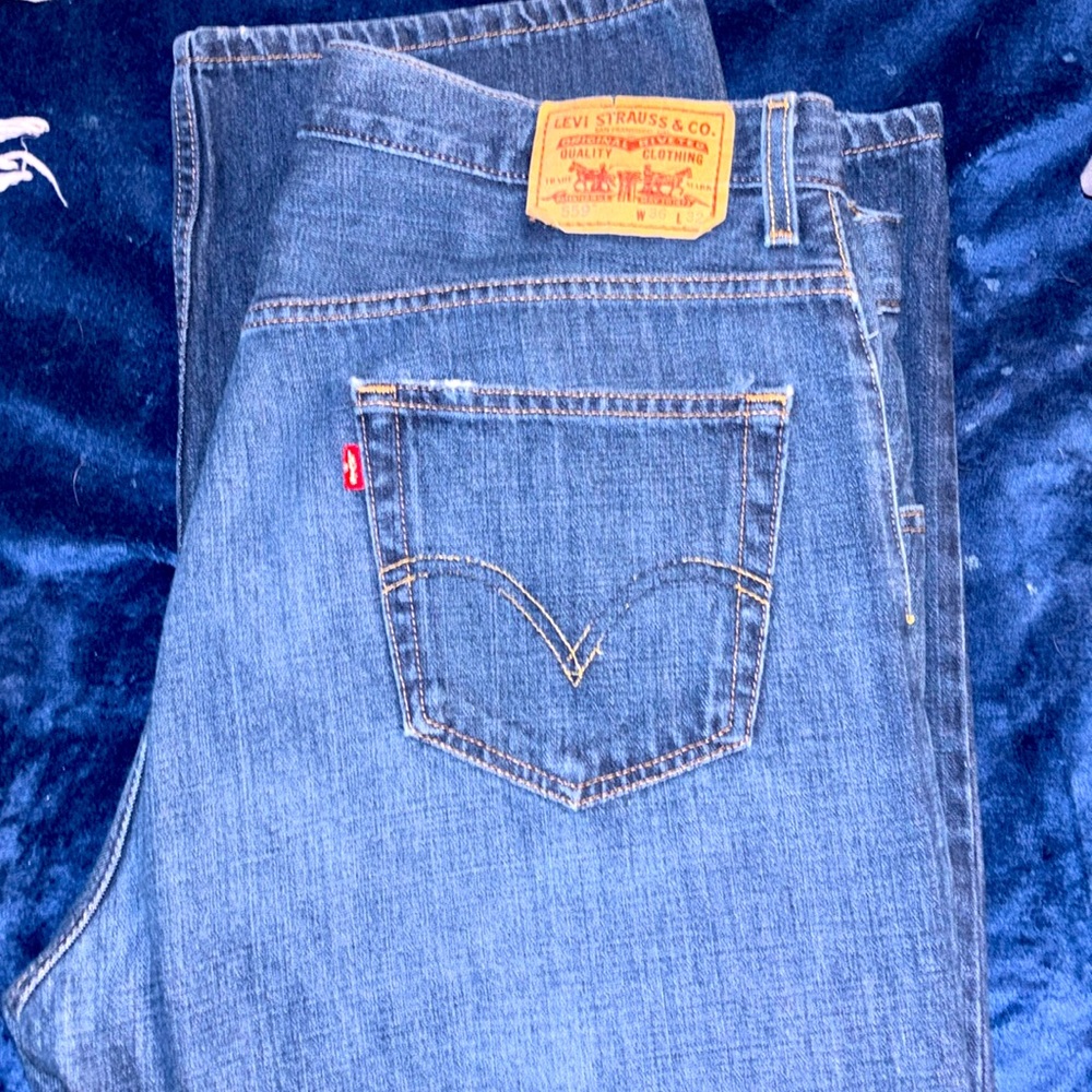 Men’s Levi’s Relaxed Fit. W36 L32. Blue. 559